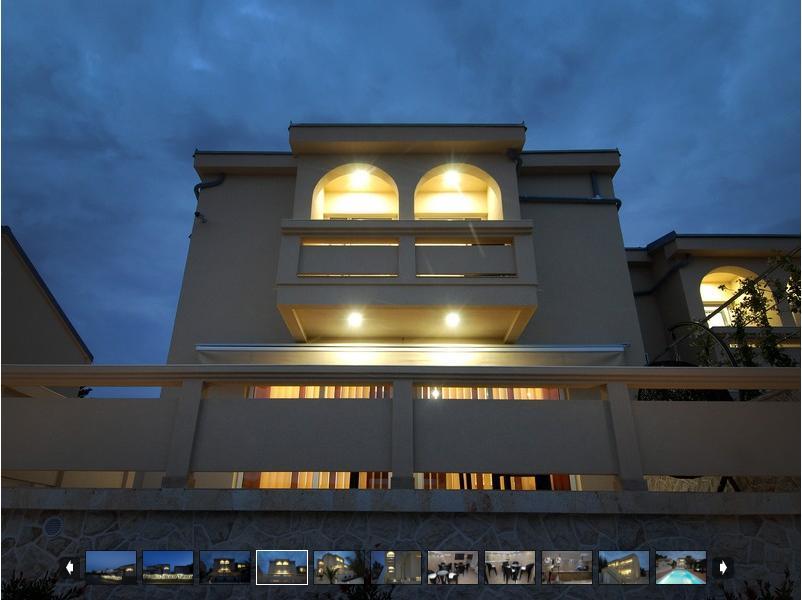 Paradise Resort Vanesa Vir Exterior photo